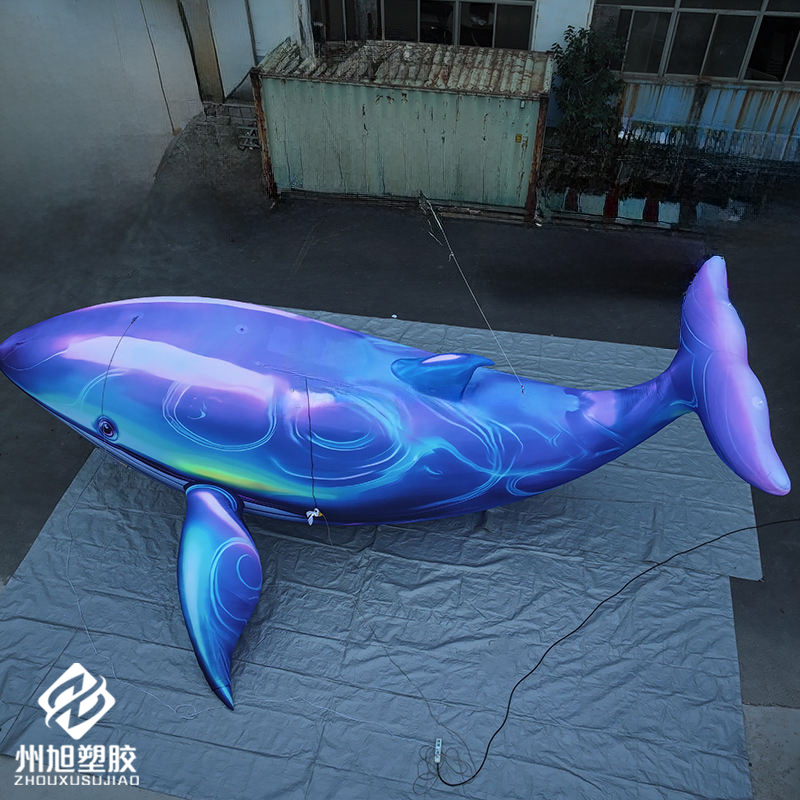 Marine Aquarium Used - Aufblasbarer Blauwal, als dekoratives Element für